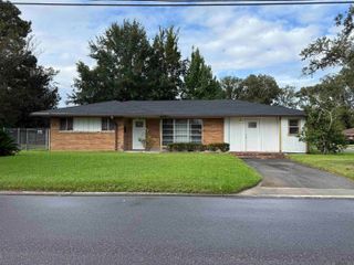 4683 St Charles St, Baton Rouge, LA 70805
