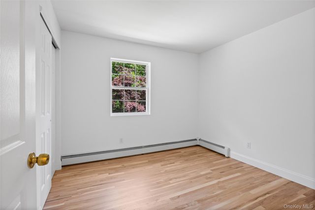 22 Bellhaven Road, Bellport, NY 11713