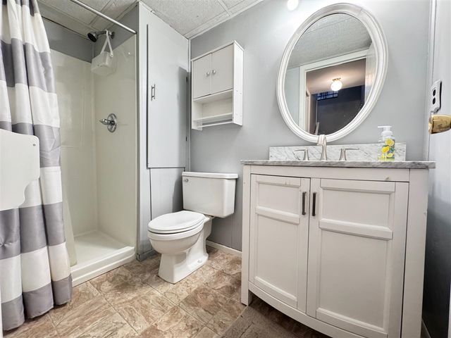 25225 Potomac Drive 8, South Lyon, MI 48178