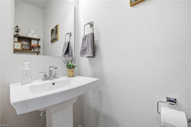 360 Sycamore WALK, Smithfield, VA 23430