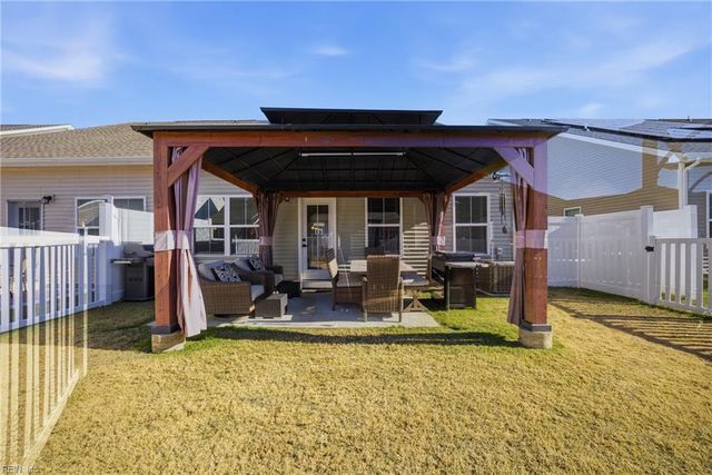 360 Sycamore WALK, Smithfield, VA 23430