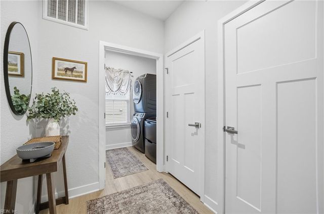 360 Sycamore WALK, Smithfield, VA 23430