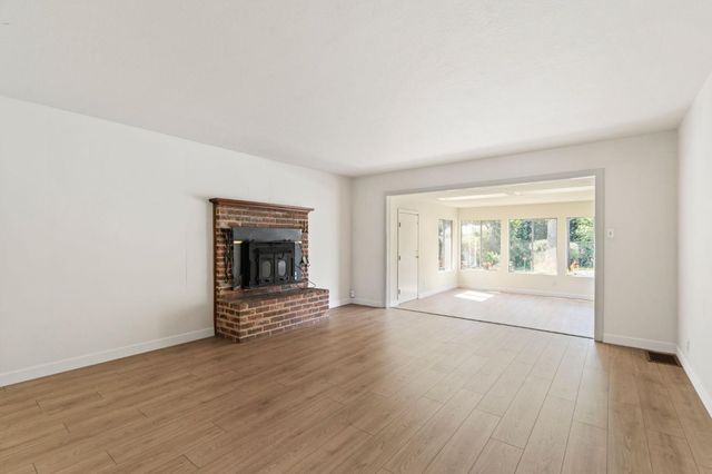 2517 El Vita Way, Carmichael, CA 95608