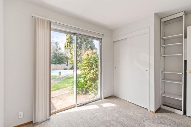 2517 El Vita Way, Carmichael, CA 95608