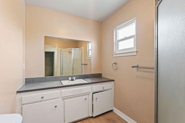 2517 El Vita Way, Carmichael, CA 95608