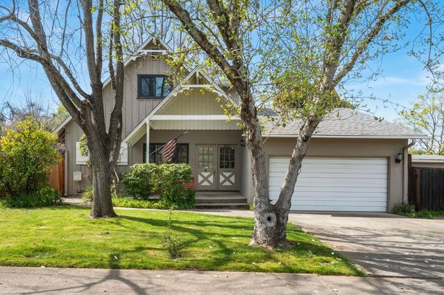 2517 El Vita Way, Carmichael, CA 95608