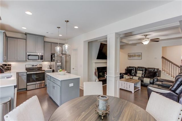 39 Auburn Valley Way, Auburn, GA 30011