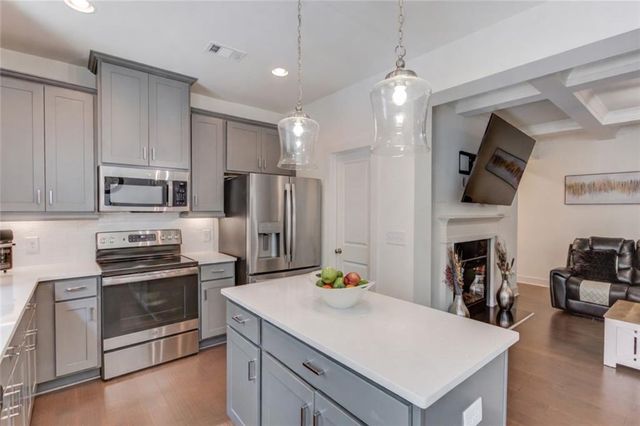39 Auburn Valley Way, Auburn, GA 30011