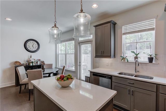 39 Auburn Valley Way, Auburn, GA 30011