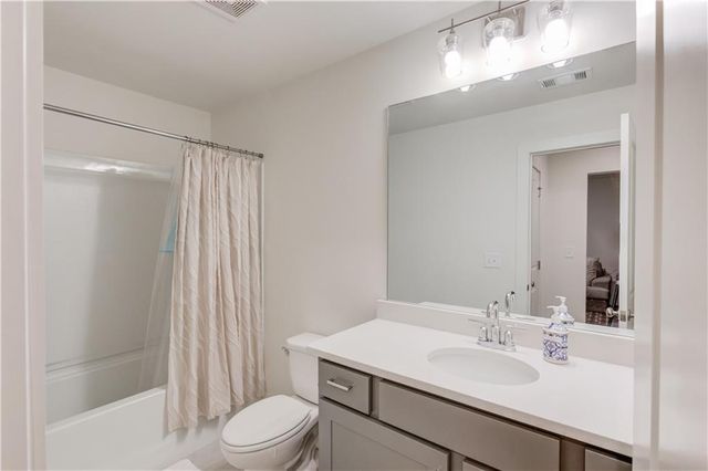 39 Auburn Valley Way, Auburn, GA 30011