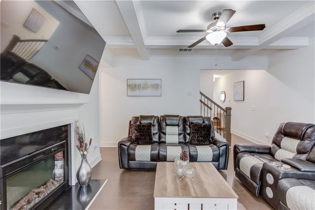 39 Auburn Valley Way, Auburn, GA 30011