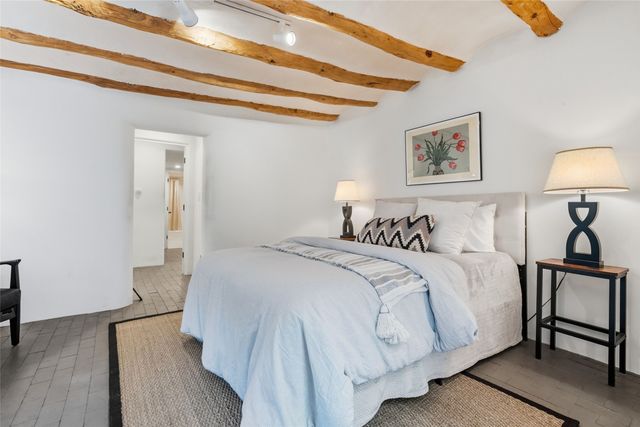 814 Dunlap Street, Santa Fe, NM 87501