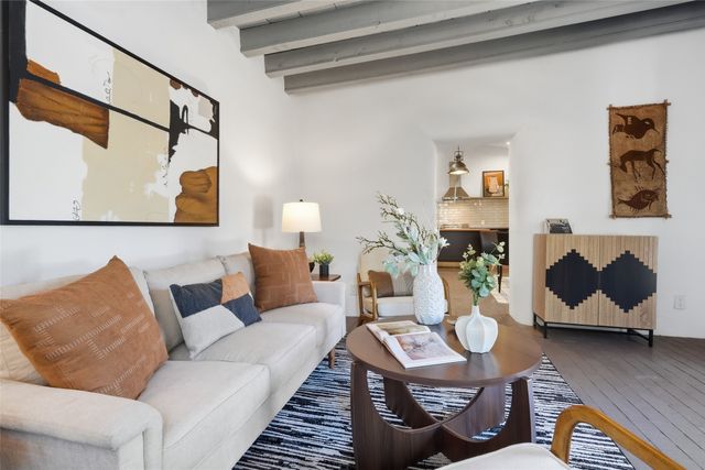 814 Dunlap Street, Santa Fe, NM 87501