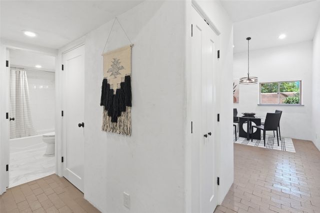 814 Dunlap Street, Santa Fe, NM 87501