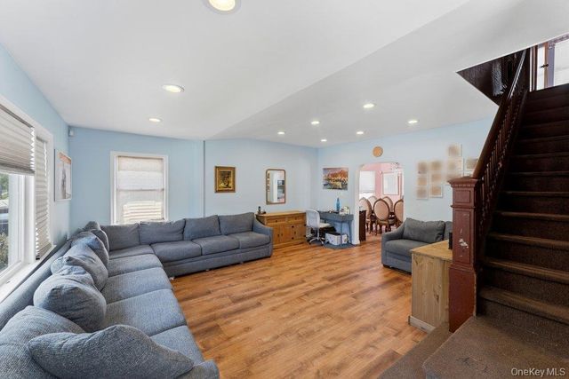 100 Spruce Street, West Hempstead, NY 11552
