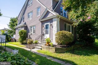 92 W PLUMSTEAD AVE, Lansdowne, PA 19050