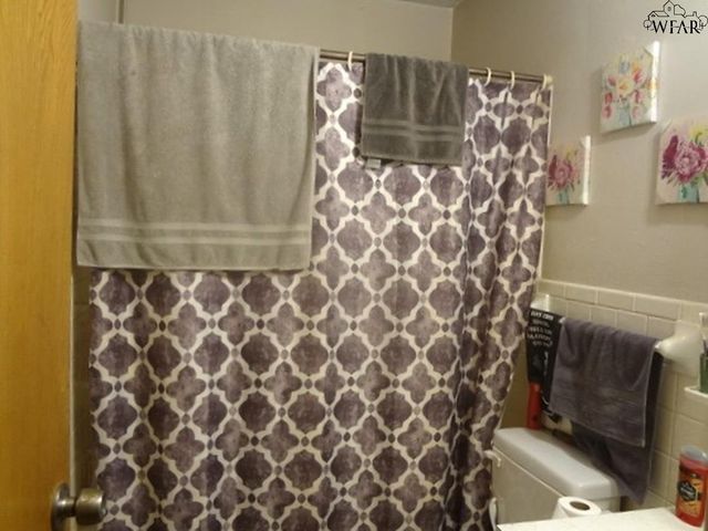 1305 WESTRIDGE LANE, Iowa Park, TX 76367