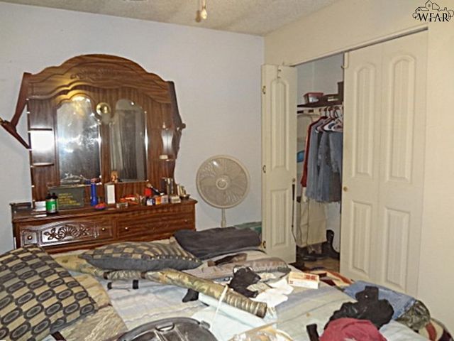 1305 WESTRIDGE LANE, Iowa Park, TX 76367