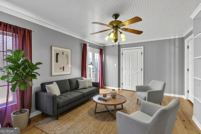 5073 Farm Valley Drive NE, Woodstock, GA 30188