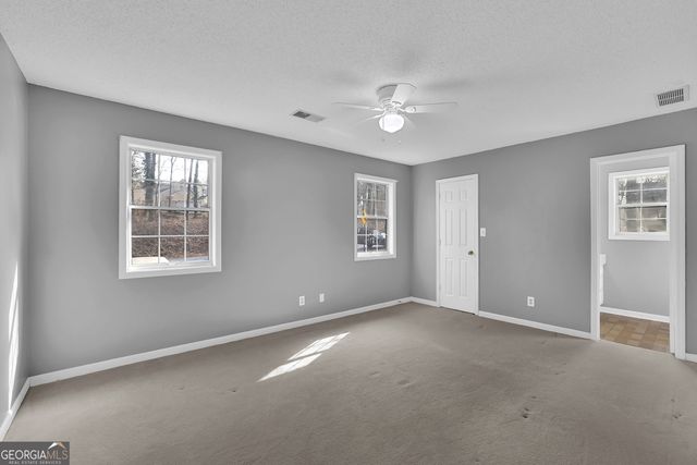 5073 Farm Valley Drive NE, Woodstock, GA 30188