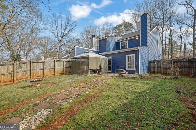 5073 Farm Valley Drive NE, Woodstock, GA 30188