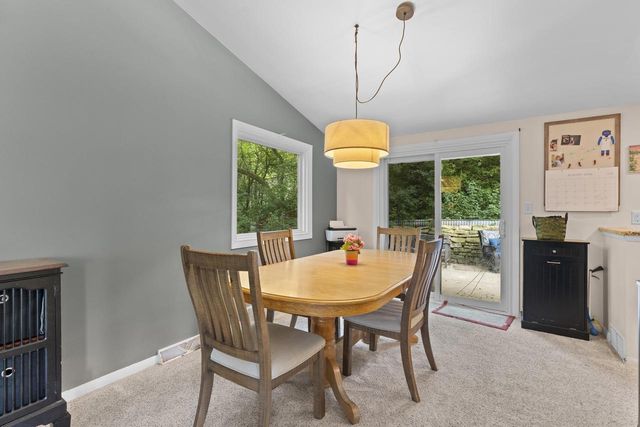 609 Downing DRIVE, Waukesha, WI 53186