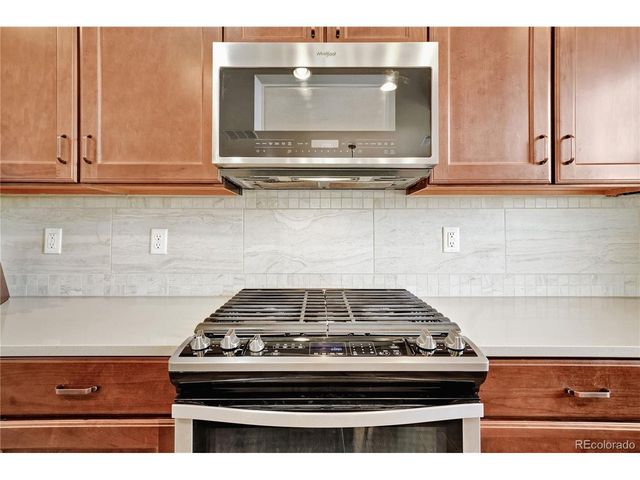 611 Brennan Cir, Erie, CO 80516