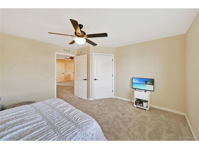 611 Brennan Cir, Erie, CO 80516