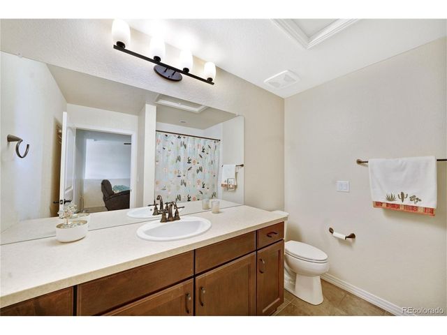 611 Brennan Cir, Erie, CO 80516