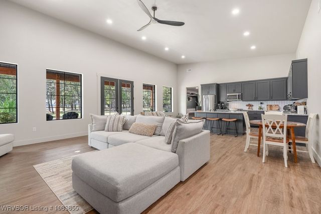 11010 Highway 217, Charleston, AR 72933