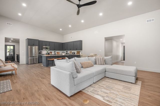 11010 Highway 217, Charleston, AR 72933