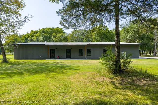 11010 Highway 217, Charleston, AR 72933
