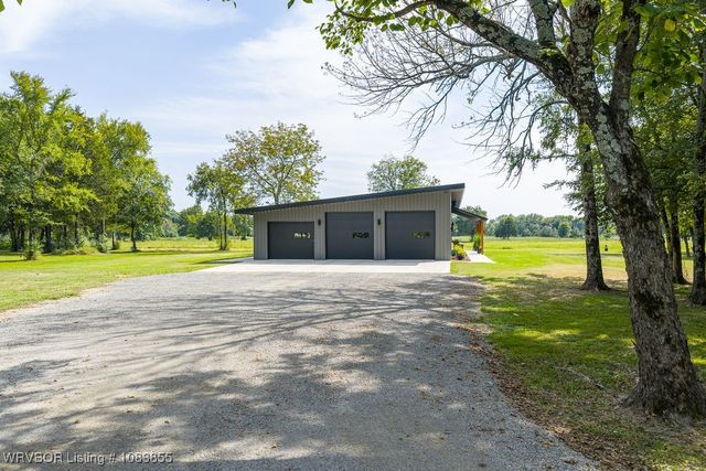 11010 Highway 217, Charleston, AR 72933