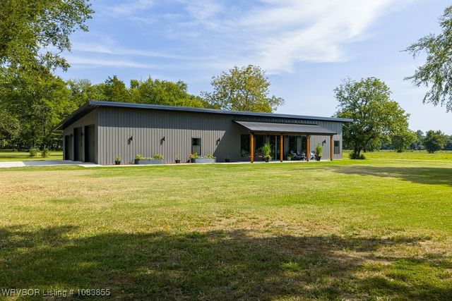 11010 Highway 217, Charleston, AR 72933