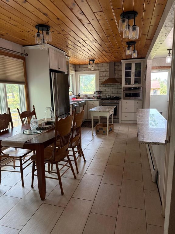 3985 E County Road B, Superior, WI 54880 — photo 2
