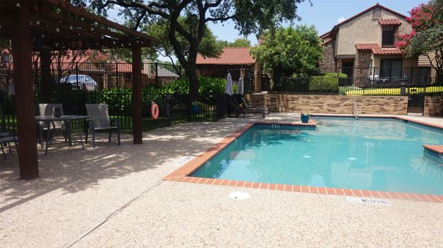 4130 Proton Drive 48A, Addison, TX 75001