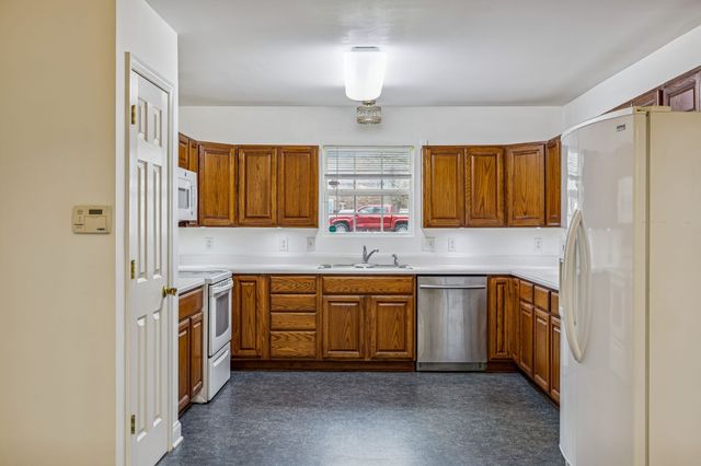 2520 Johnson Ridge Rd, Antioch, TN 37013