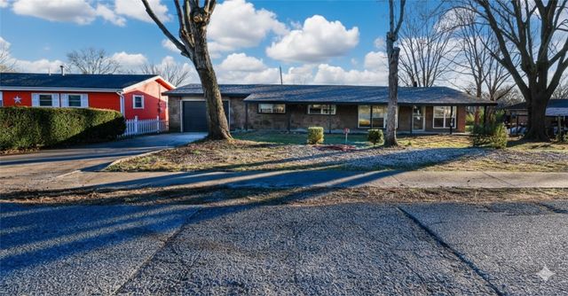 110 Kane Street, Siloam Springs, AR 72761