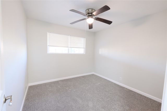 110 Kane Street, Siloam Springs, AR 72761