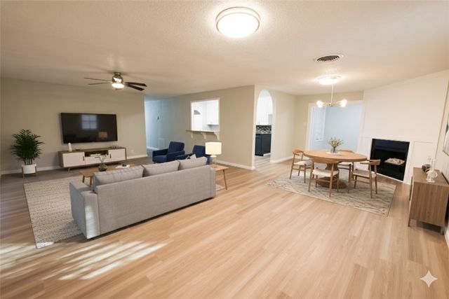 110 Kane Street, Siloam Springs, AR 72761