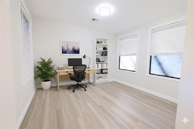 110 Kane Street, Siloam Springs, AR 72761