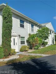 7086 Nantucket CIR 1, North Fort Myers, FL 33917