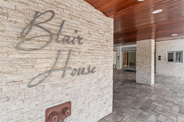 9102 W Bay Harbor Dr 10C, Bay Harbor Islands, FL 33154