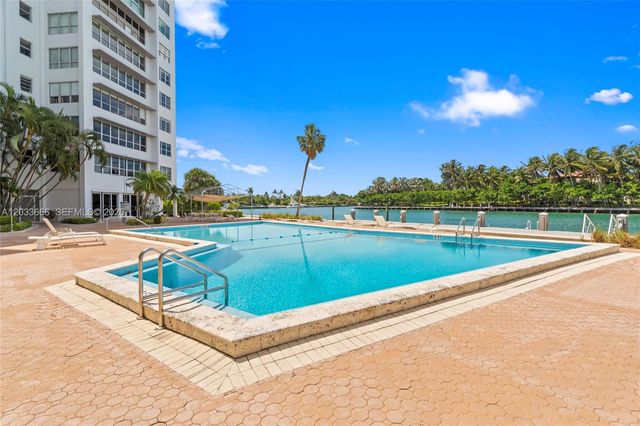 9102 W Bay Harbor Dr 10C, Bay Harbor Islands, FL 33154