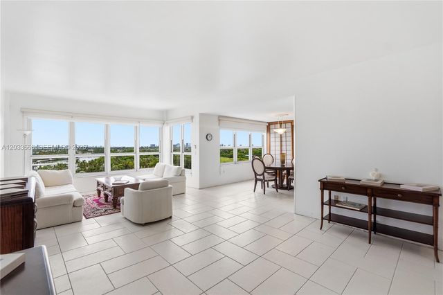9102 W Bay Harbor Dr 10C, Bay Harbor Islands, FL 33154