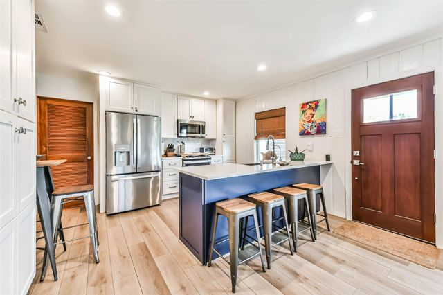 311 Oyster Street, Surfside Beach, TX 77541