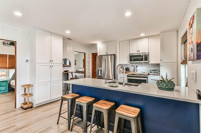 311 Oyster Street, Surfside Beach, TX 77541