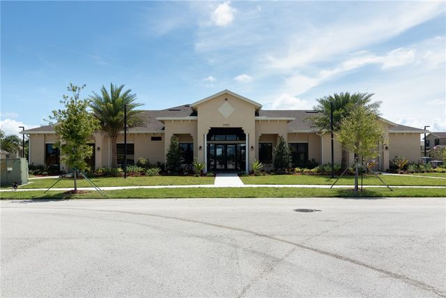 9907 E Verona Circle, Vero Beach, FL 32966