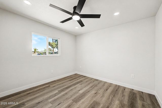 2415 W MARYLAND Avenue, Phoenix, AZ 85015