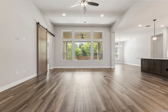 2206 Black Dog, San Antonio, TX 78260